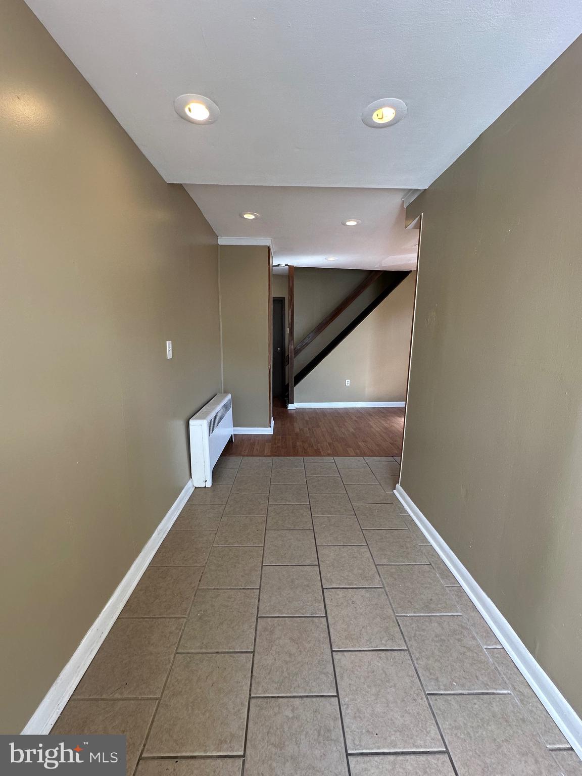 1846 South 12th Street, Unit 2 Philadelphia, PA 19148 - Photo 7 of 18 a view of an empty room with a window