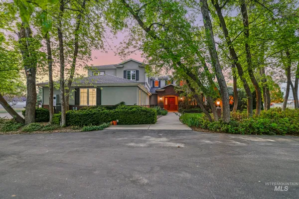 $3,700,000 | 1526 Highway 26, Gooding, ID 83330