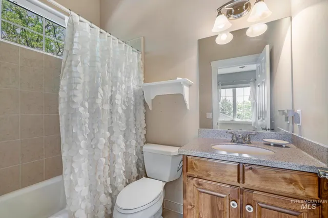 $3,700,000 | 1526 Highway 26, Gooding, ID 83330