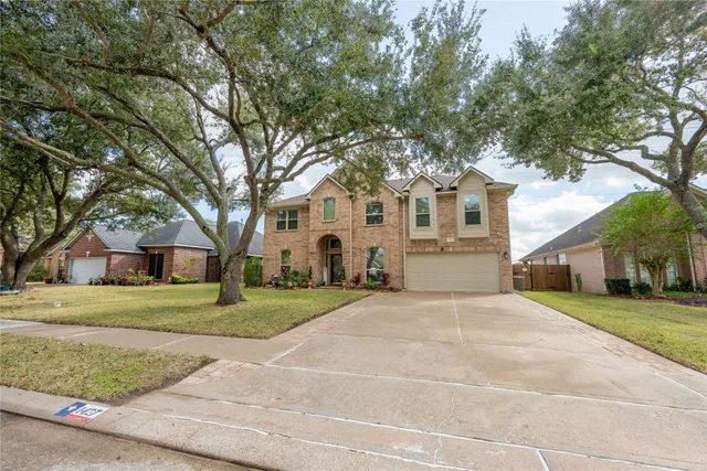 $469,999 | 1427 Old Hickory Lane, League City, TX 77573