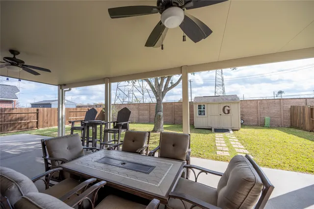 $469,999 | 1427 Old Hickory Lane, League City, TX 77573