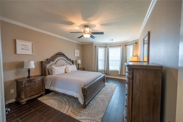 $469,999 | 1427 Old Hickory Lane, League City, TX 77573