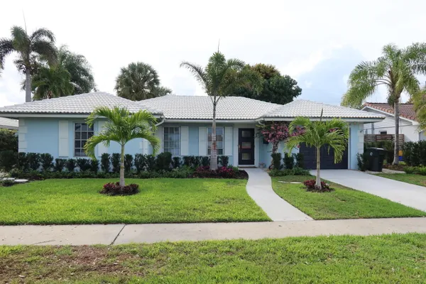$4,000 | 1001 Southwest 12th Terrace, Boca Raton, FL 33486