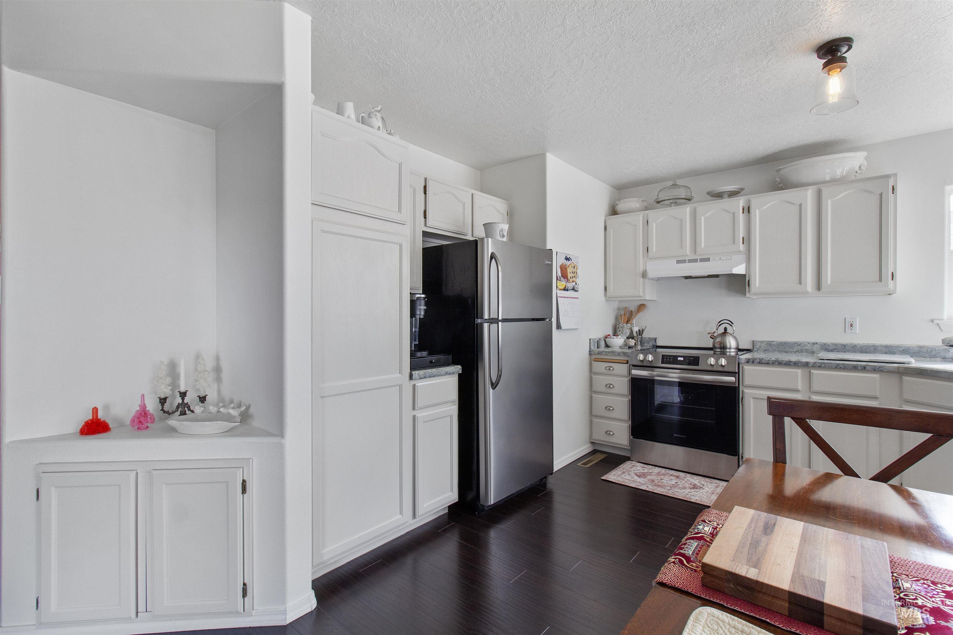 959 Cypress Way Twin Falls, ID 83301 - Photo 14 of 42