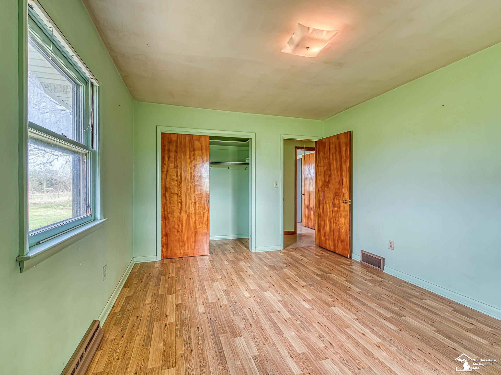 1932 West Albain Road Monroe, MI 48161 - Photo 16 of 57 50203798-8d145daa-5cfa-4cf5-a2ea-58cd791f9098.JPG
