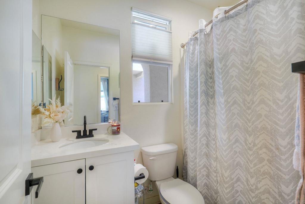 4141 Mission Tree Way Oceanside, CA 92057 - Photo 15 of 29 1st Floor Full Bathroom