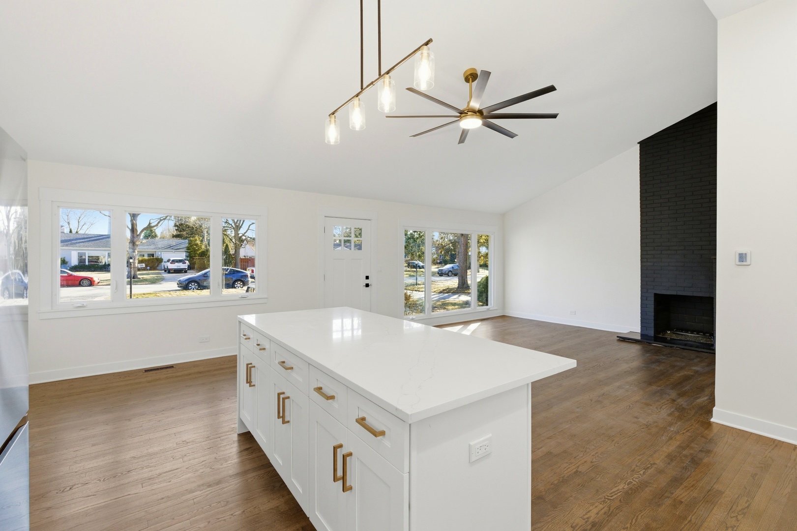 3609 Central Street Evanston, IL 60201 - Photo 11 of 39