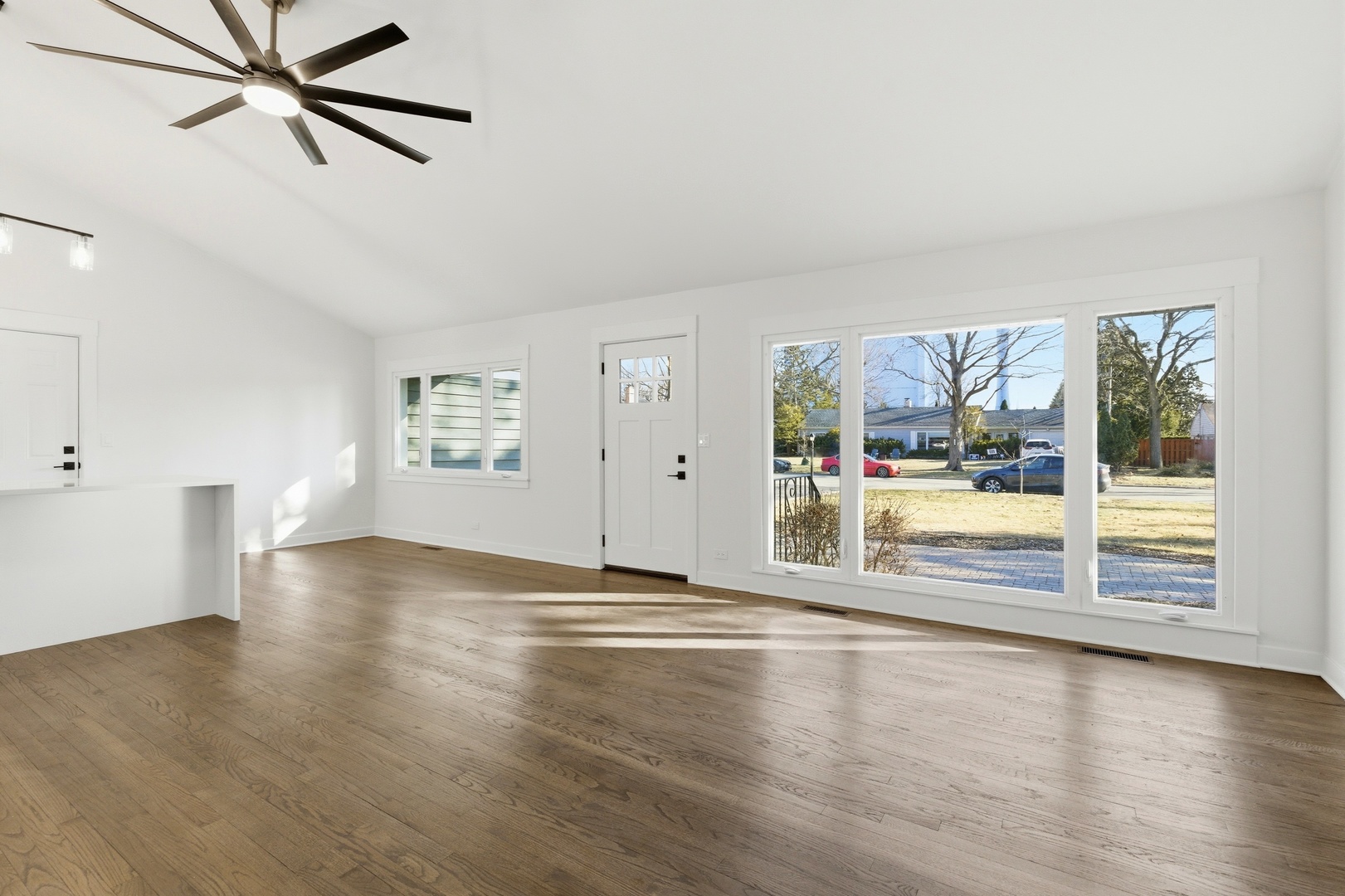 3609 Central Street Evanston, IL 60201 - Photo 15 of 39