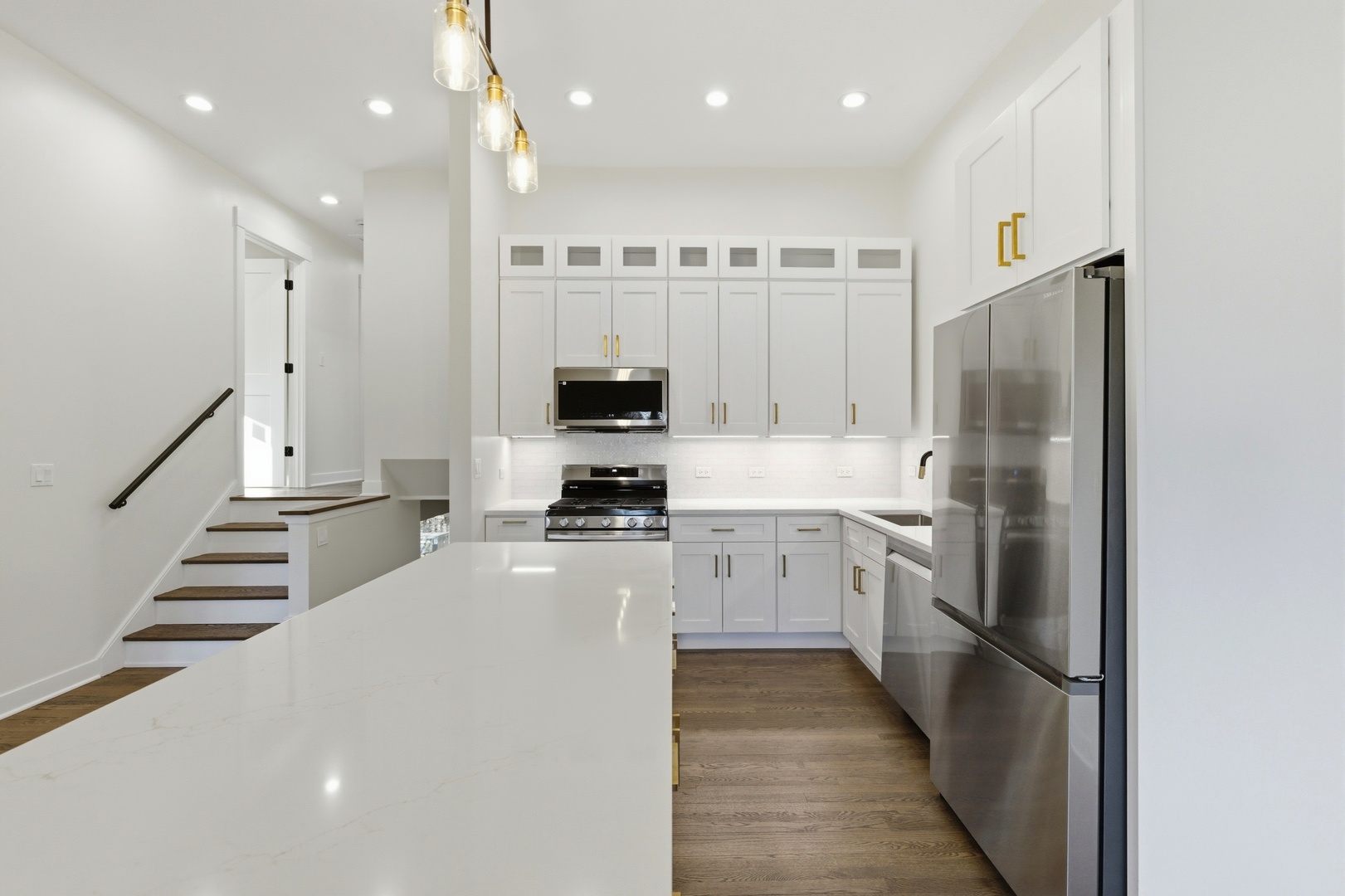 3609 Central Street Evanston, IL 60201 - Photo 9 of 39