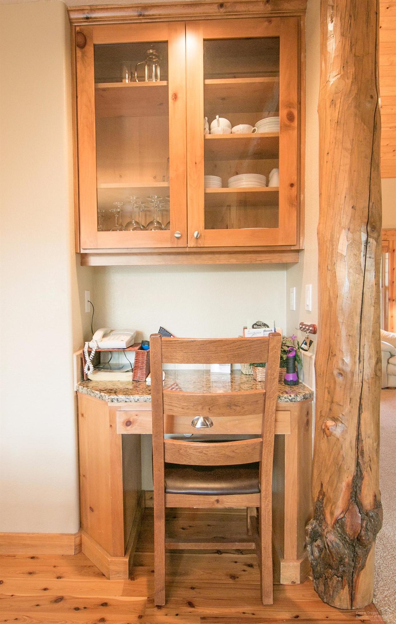 5 Oregon Loop Sunriver, OR 97707 - Photo 6 of 25 Additional Photo