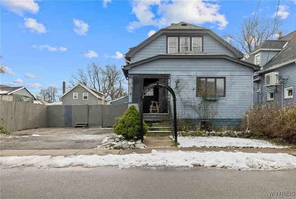 $184,000 | 52 Gilbert Avenue, Hamburg, NY 14219