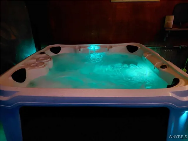 $184,000 | 52 Gilbert Avenue, Hamburg, NY 14219