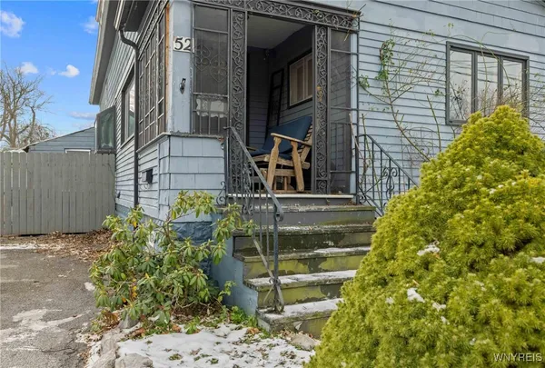 $184,000 | 52 Gilbert Avenue, Hamburg, NY 14219