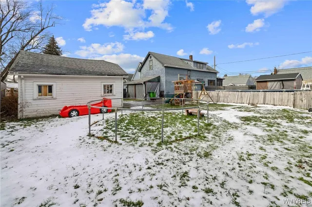 $184,000 | 52 Gilbert Avenue, Hamburg, NY 14219