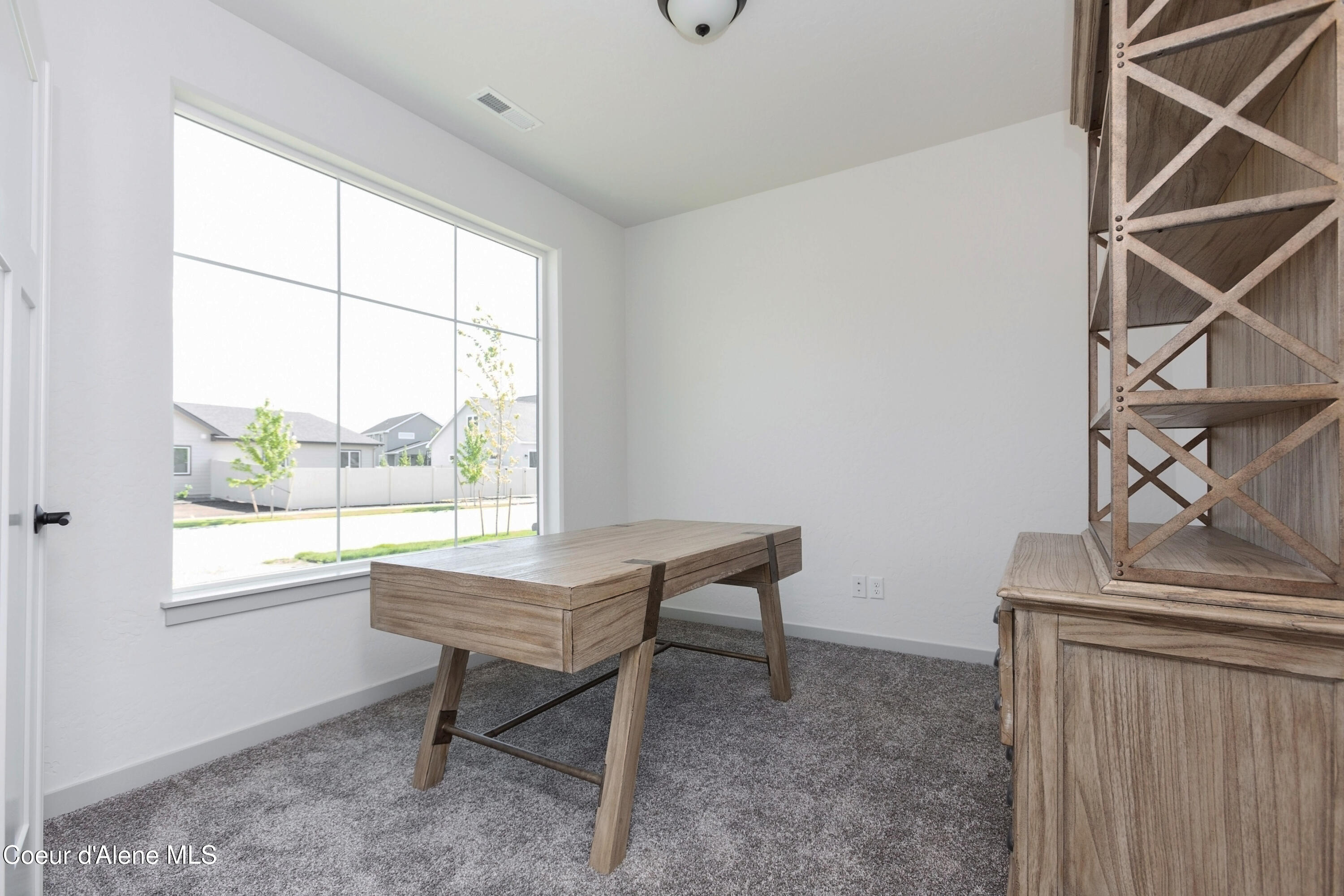 3367 North Segar Loop Post Falls, ID 83854 - Photo 3 of 35 2 - Den