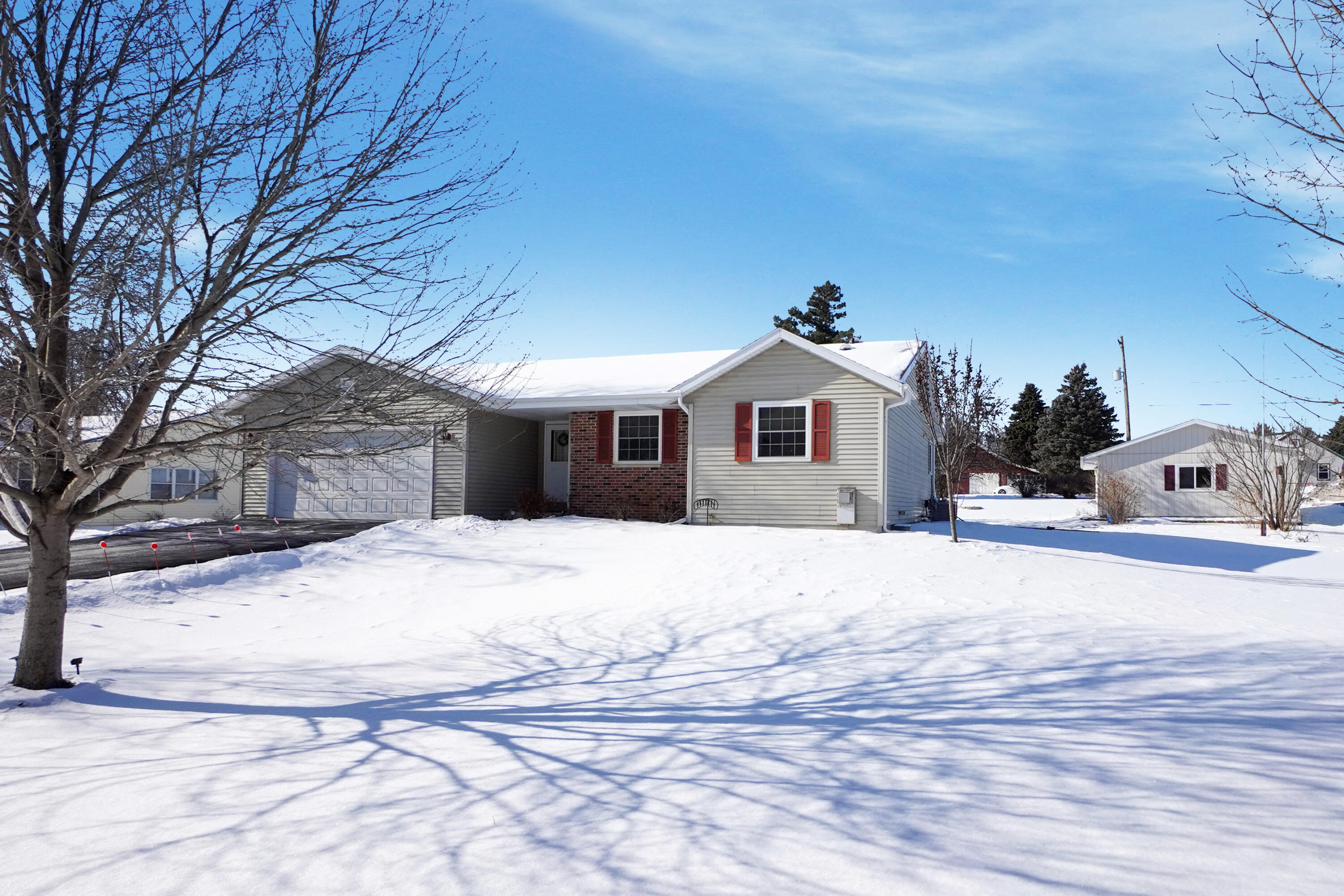 N3987 Vista Road Sullivan, WI 53178 - Photo 1 of 1 Front View