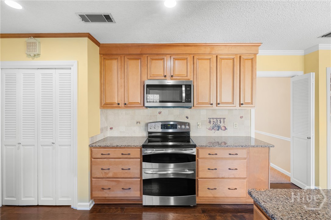 102 Windsor Way Statesboro, GA 30458 - Photo 7 of 44