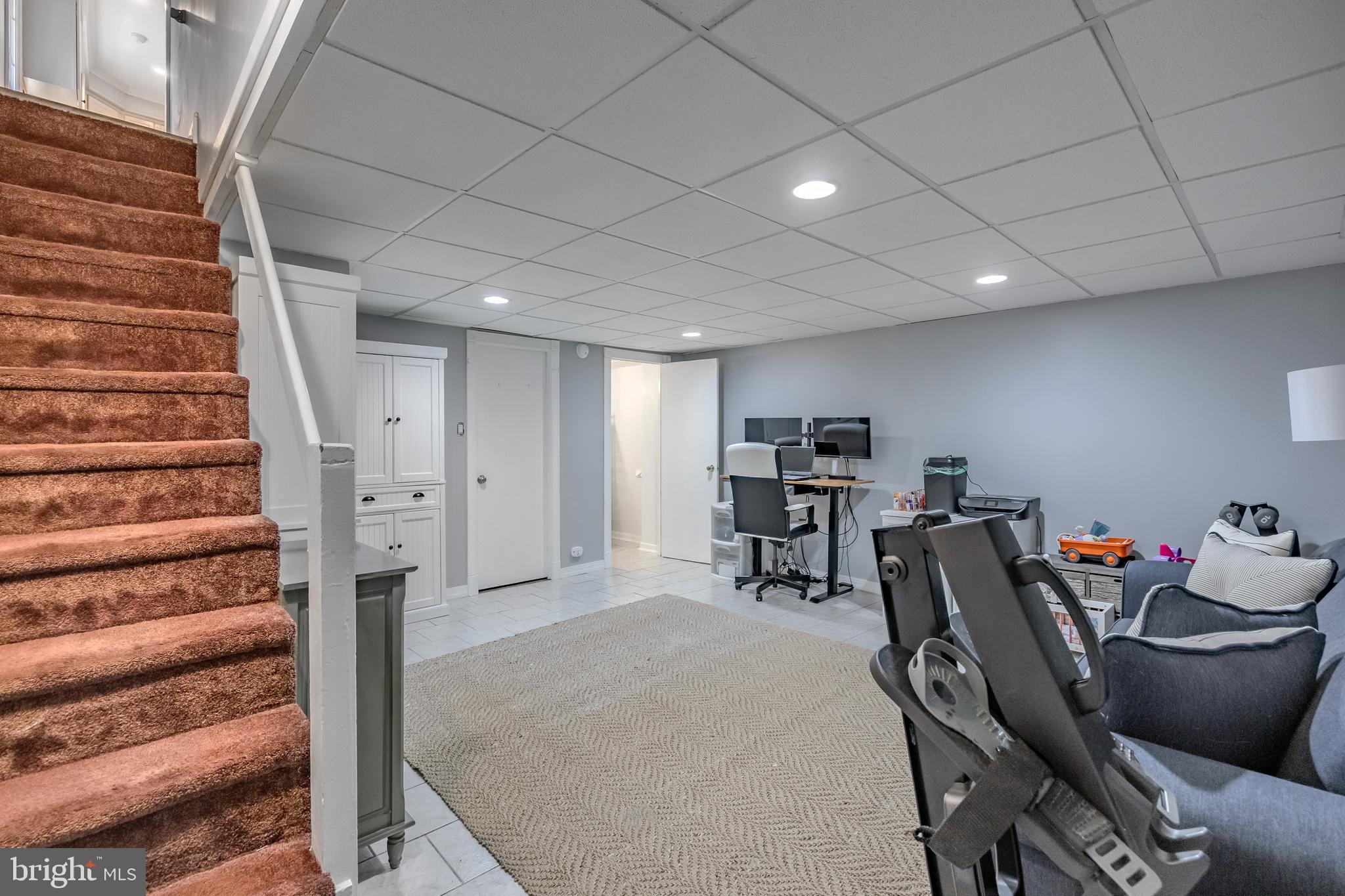 216 Earlington Road Havertown, PA 19083 - Photo 20 of 26 a view of a livingroom with furniture