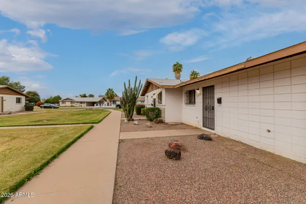 $138,999 | 7127 West Mariposa Drive, Phoenix, AZ 85033