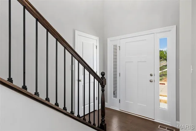 $539,900 | 2 Pin Oak At Louiselle Park, Maryland Heights, MO 63043