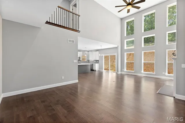 $539,900 | 2 Pin Oak At Louiselle Park, Maryland Heights, MO 63043