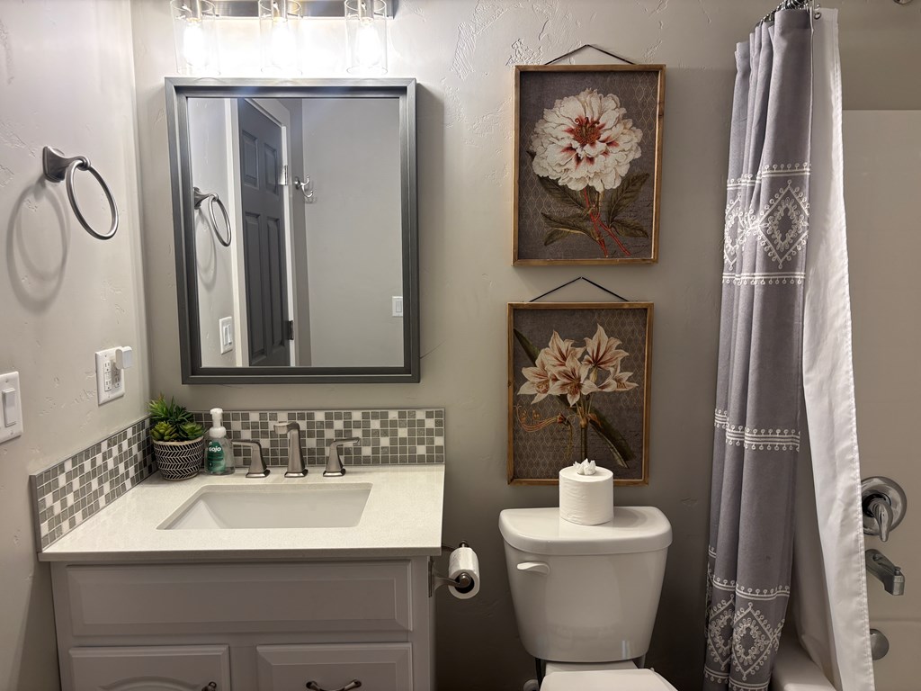 32 Shay Road Cascade, ID 83611 - Photo 23 of 40 Primary bath
