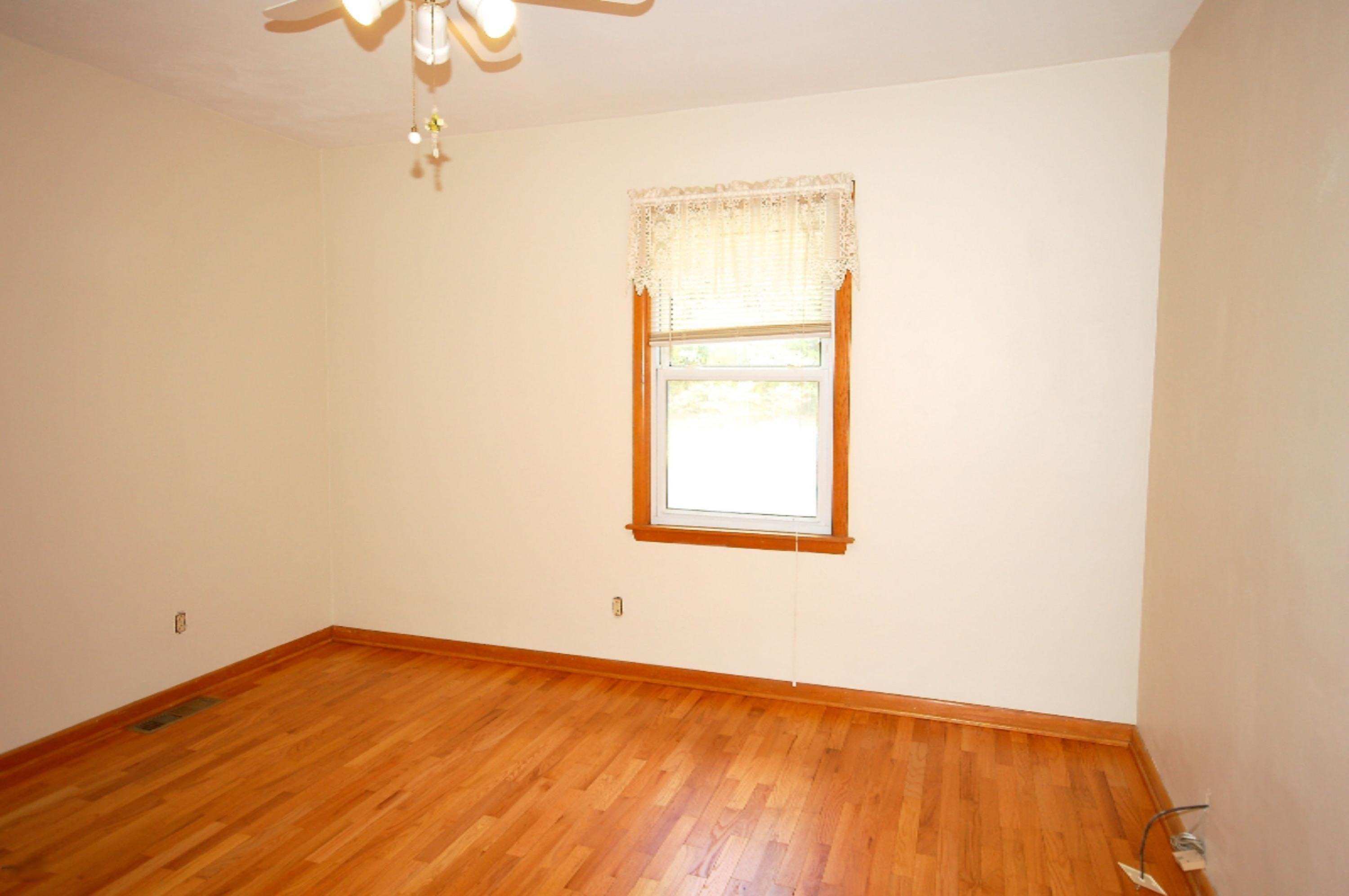 1611 Stateline Road Niles, MI 49120 - Photo 15 of 23 1611_StatelineRd_15