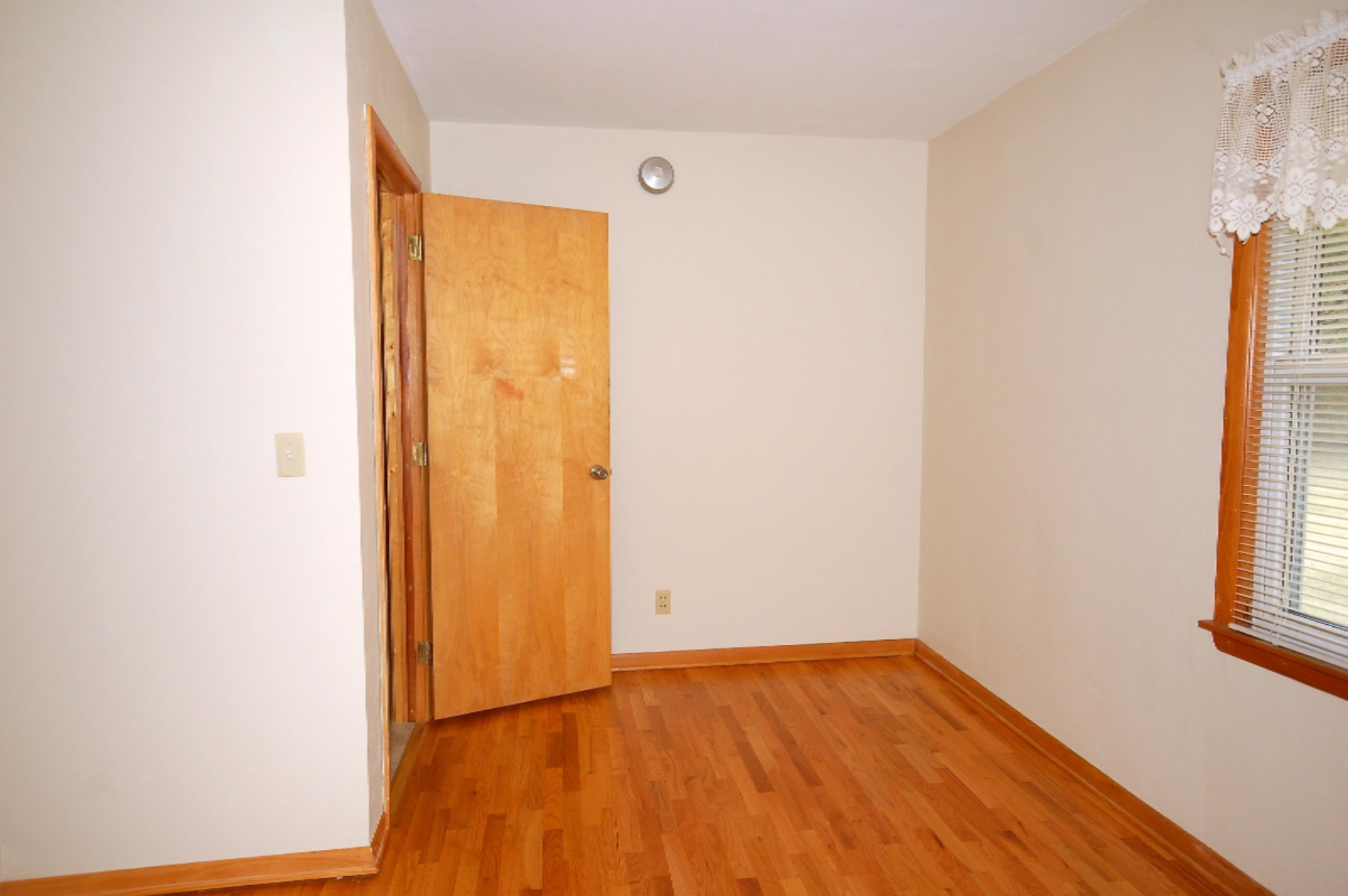 1611 Stateline Road Niles, MI 49120 - Photo 19 of 23 1611_StatelineRd_19