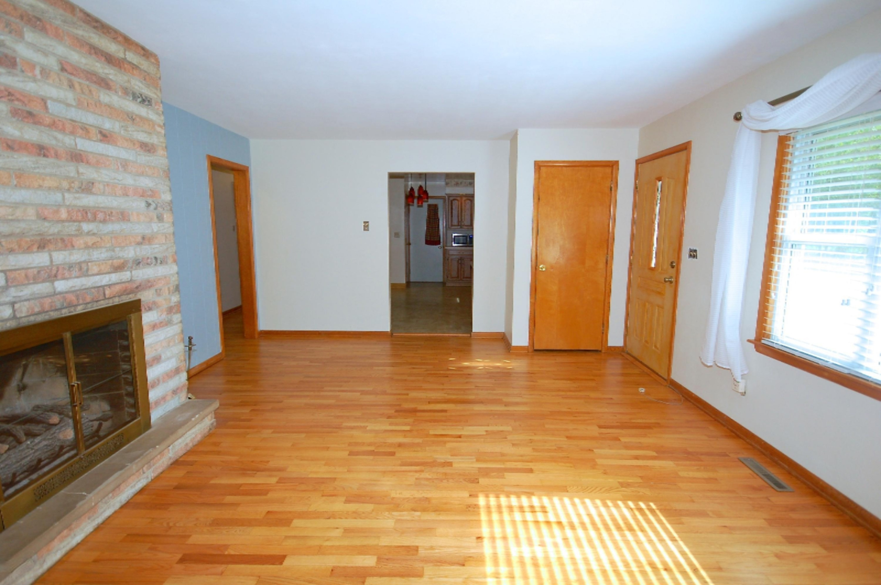 1611 Stateline Road Niles, MI 49120 - Photo 10 of 23 1611_StatelineRd_10