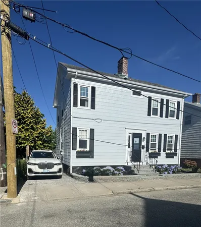 $1,095,000 | 5 Byrnes Street, Newport, RI 02840
