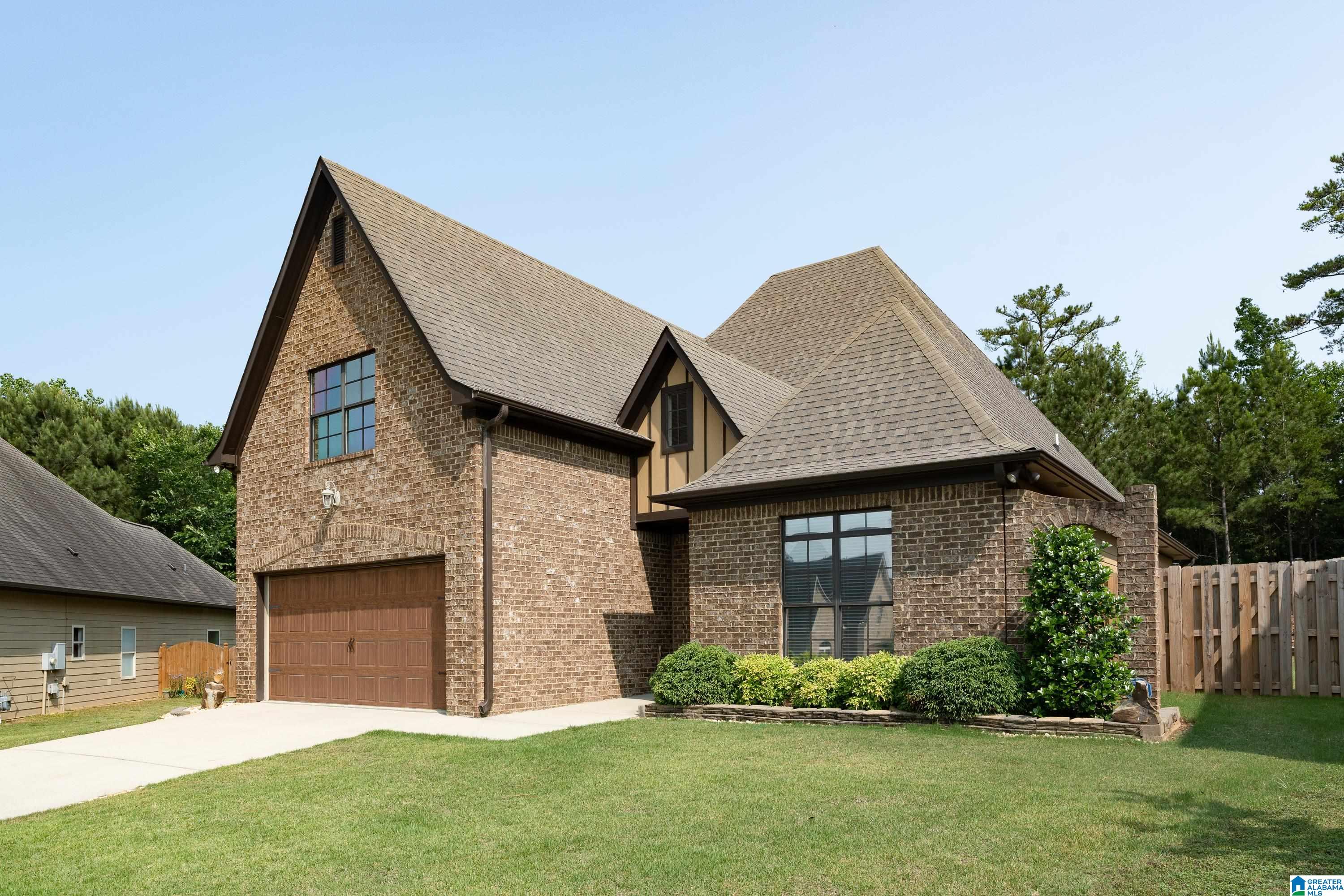 2079 Kerry Circle Calera, AL 35040 - Photo 2 of 38