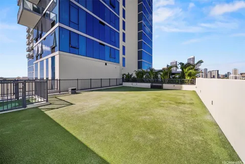 $1,225,000 | 629 Ke’eaumoku Street, Unit 3810, Honolulu, HI 96814