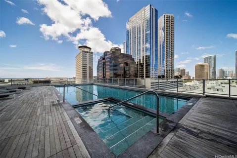 $1,225,000 | 629 Ke’eaumoku Street, Unit 3810, Honolulu, HI 96814