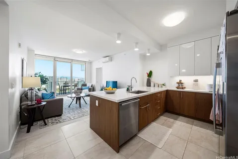 $1,225,000 | 629 Ke’eaumoku Street, Unit 3810, Honolulu, HI 96814