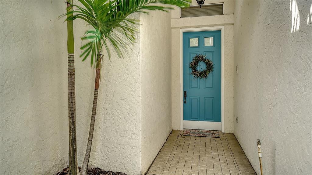 533 Fallbrook Drive Venice, FL 34292 - Photo 3 of 70