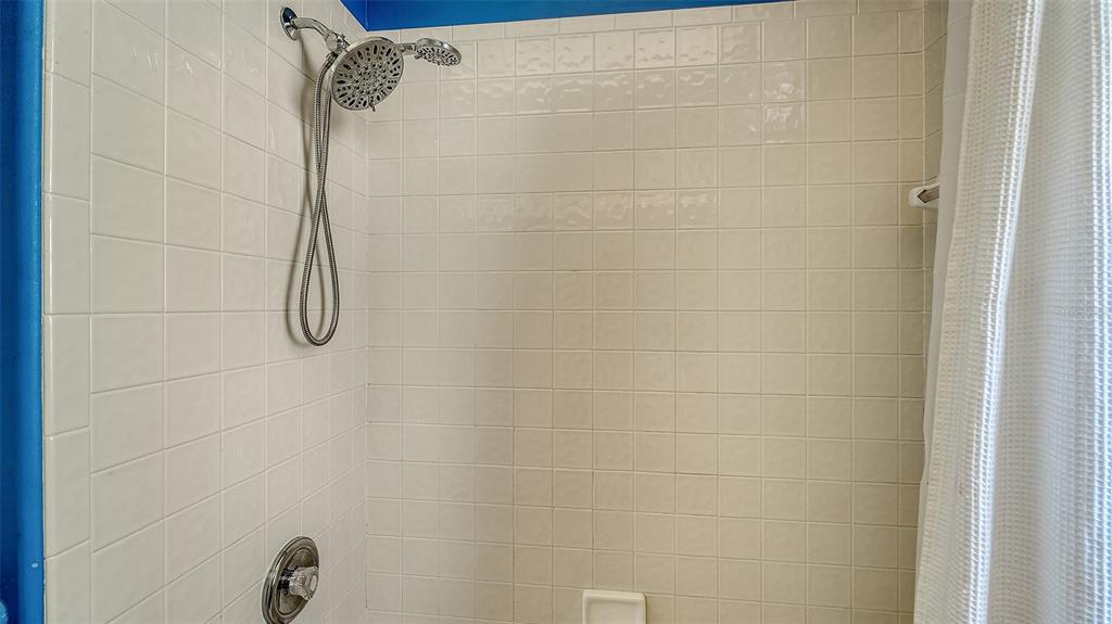 533 Fallbrook Drive Venice, FL 34292 - Photo 31 of 70