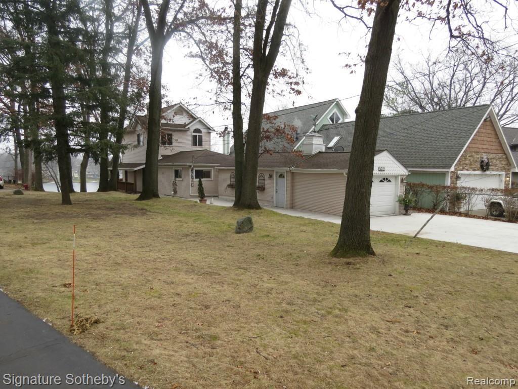 9613 Norman Road Clarkston, MI 48348 - Photo 27 of 32 IMG_4452.jpg