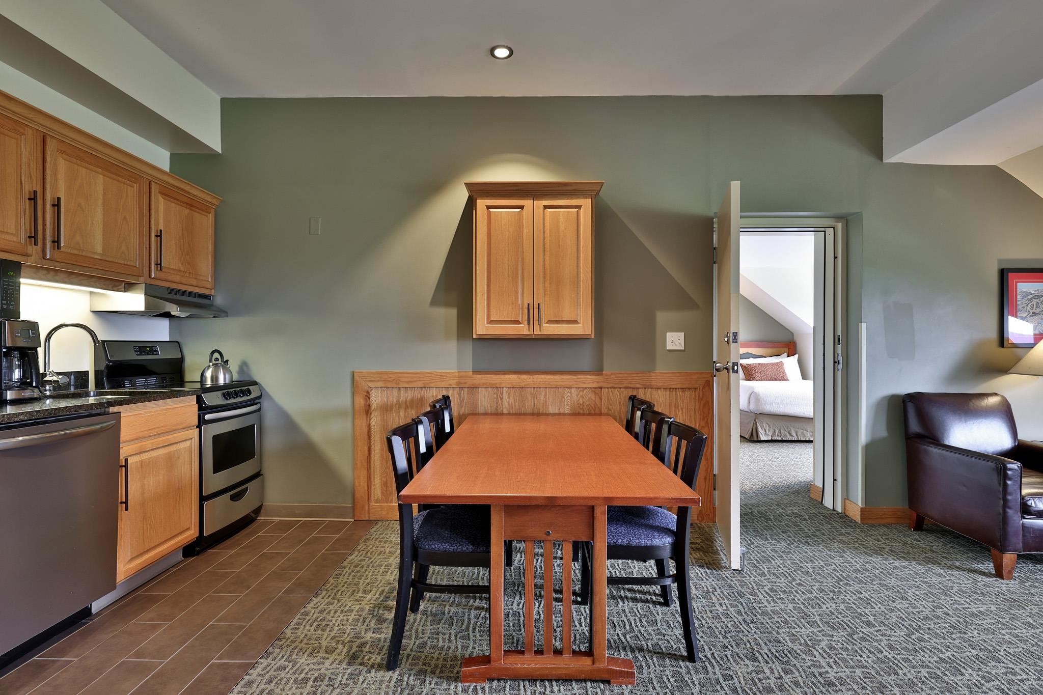 228 East Mountain Road, Unit 335/337 INTERVAL IV Killington, VT 05751 - Photo 6 of 37 Gallery Image 6
