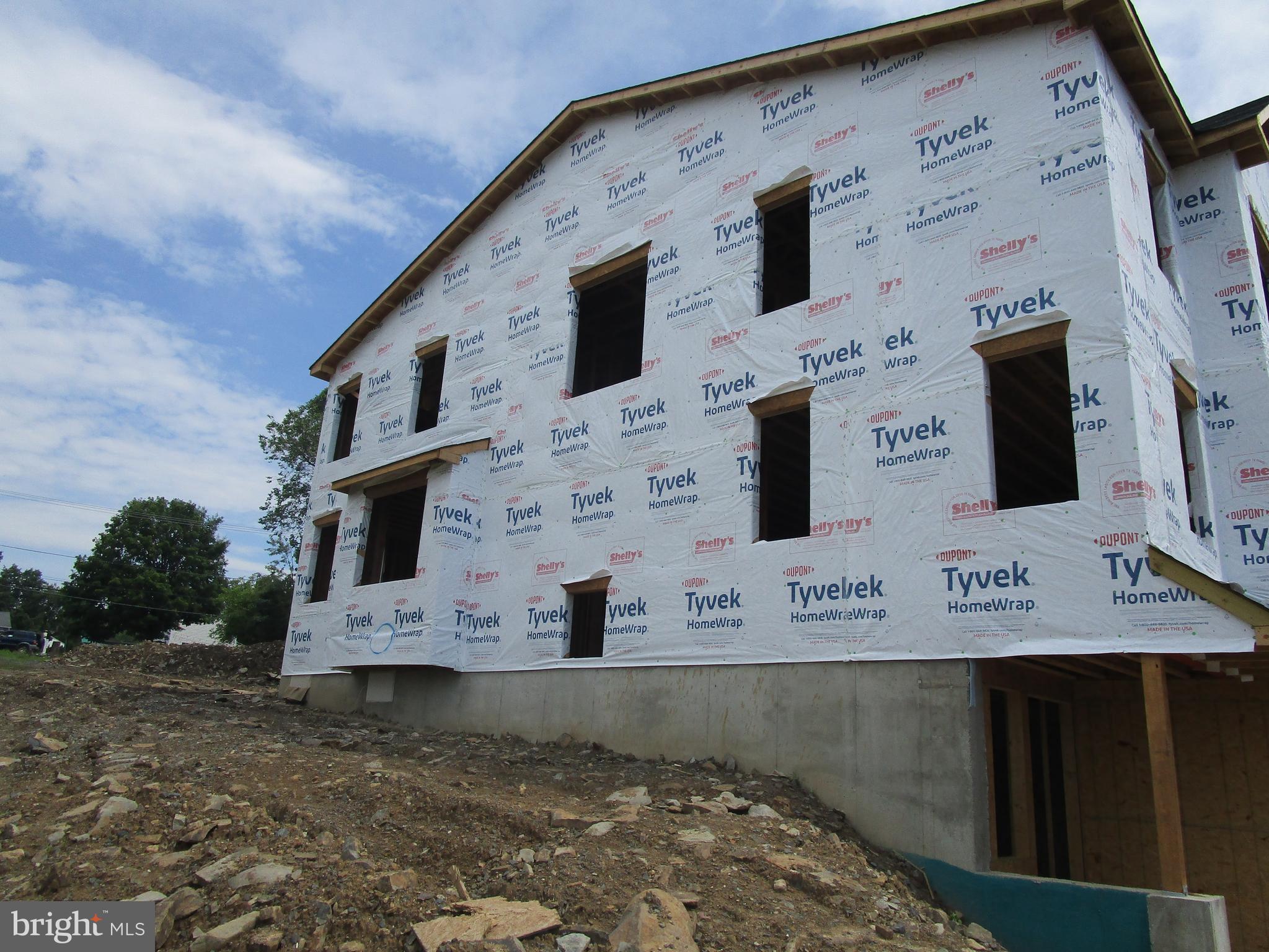 210 Ridge Avenue Perkasie, PA 18944 - Photo 3 of 11