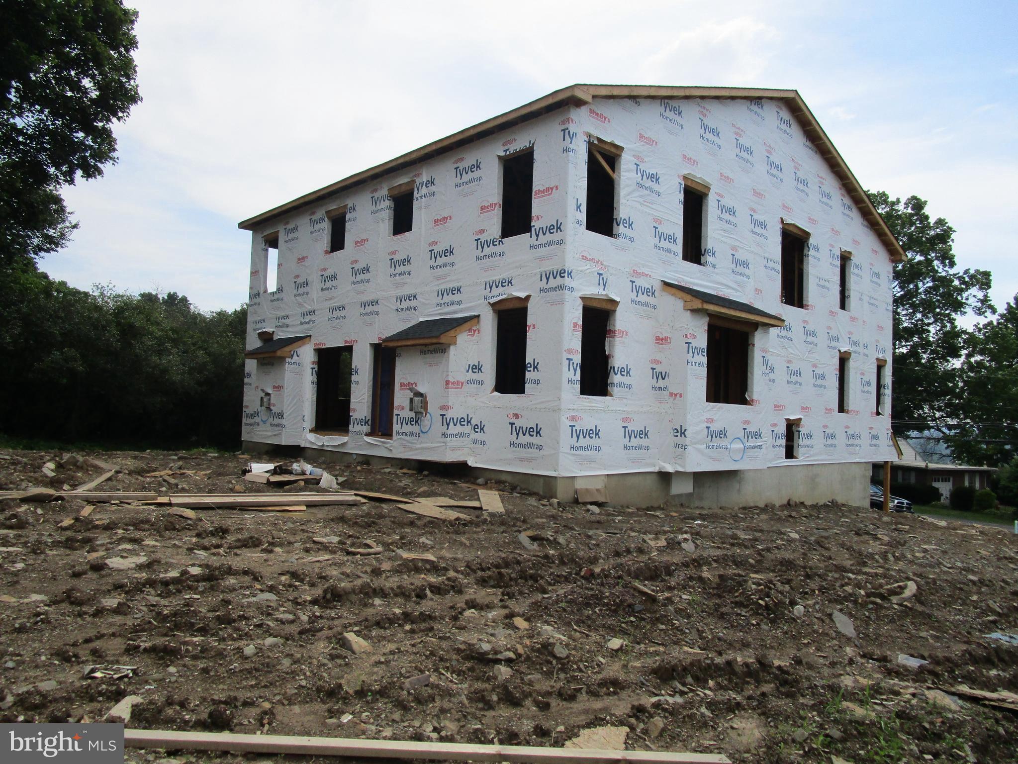 210 Ridge Avenue Perkasie, PA 18944 - Photo 4 of 11