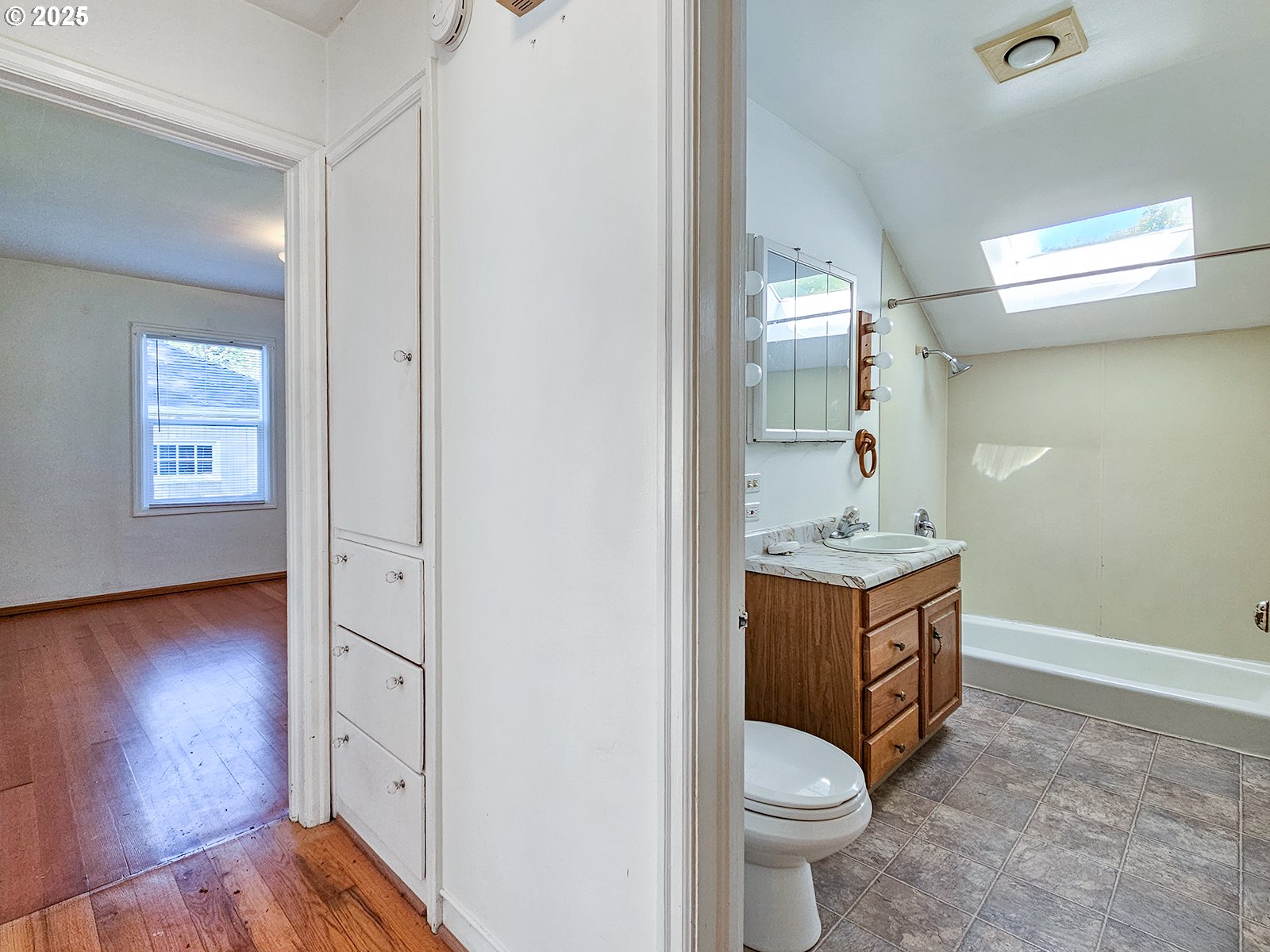 13355 Southwest Hazel Street Beaverton, OR 97005 - Photo 14 of 31 Gallery Image 14