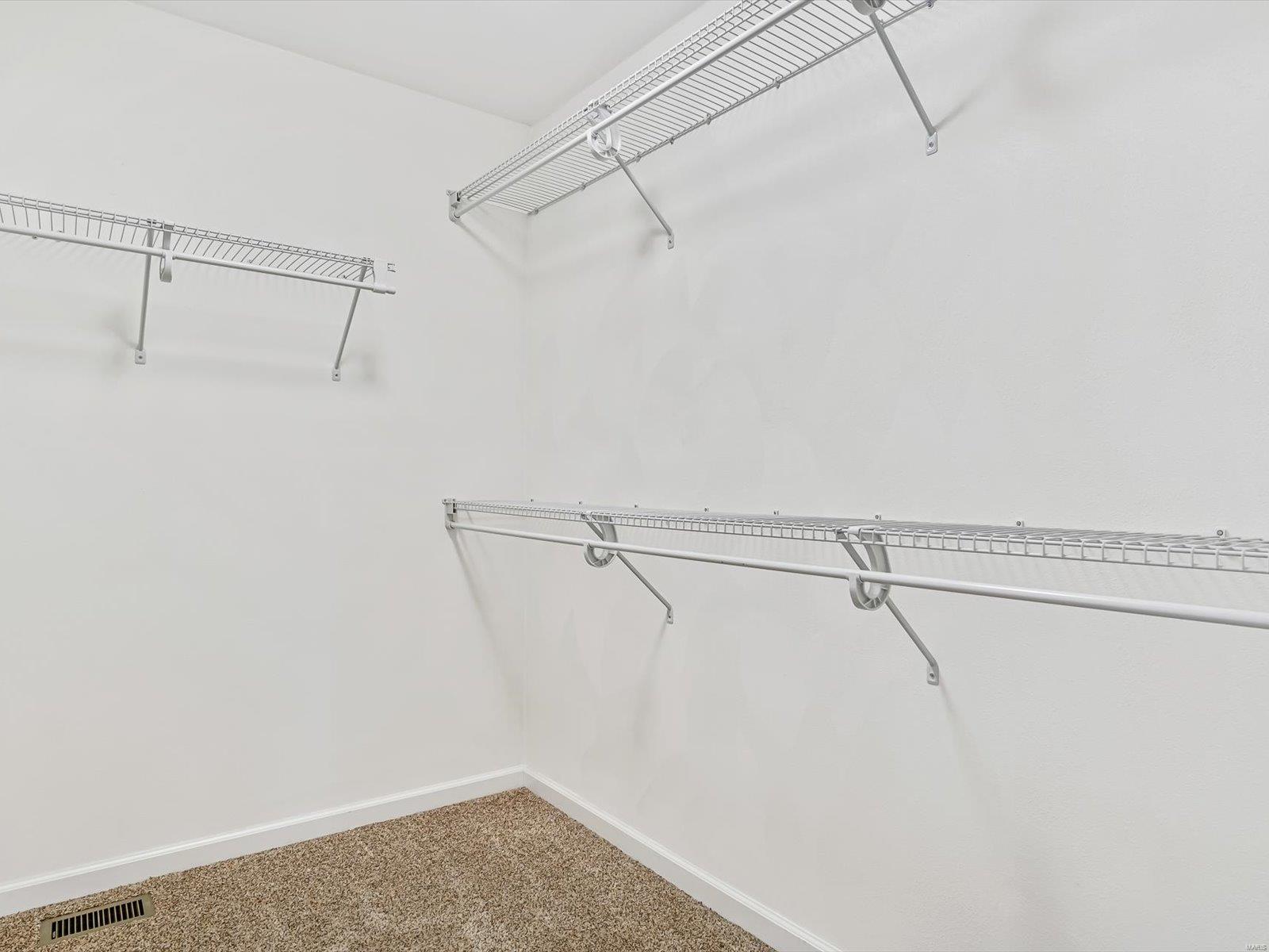 719 Pheasant Waterloo, IL 62298 - Photo 20 of 29 Gallery Image 20