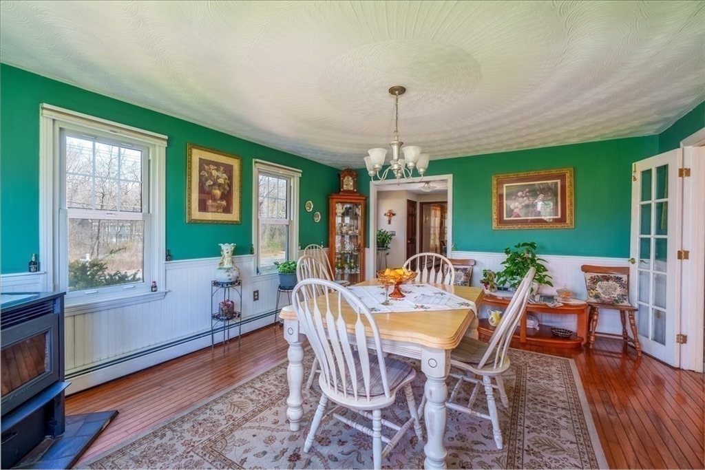 14 Whitewood Road Milford, MA 01757 - Photo 11 of 42