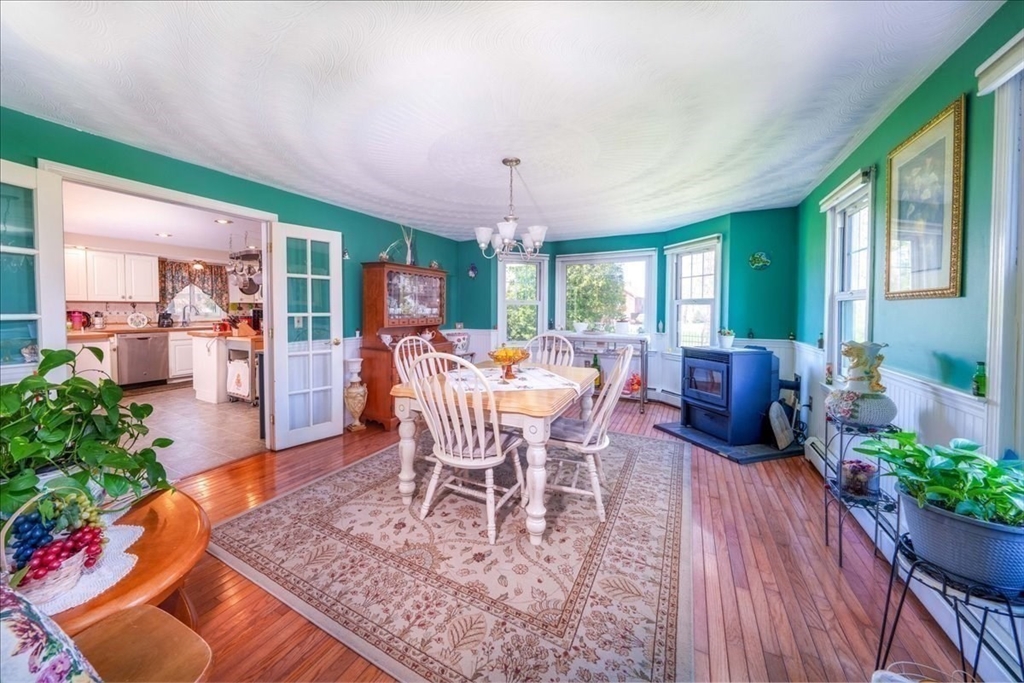 14 Whitewood Road Milford, MA 01757 - Photo 12 of 42