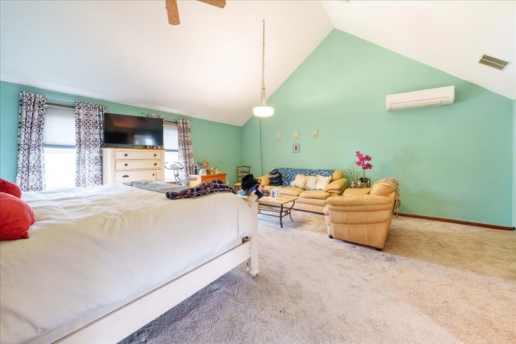 14 Whitewood Road Milford, MA 01757 - Photo 18 of 42