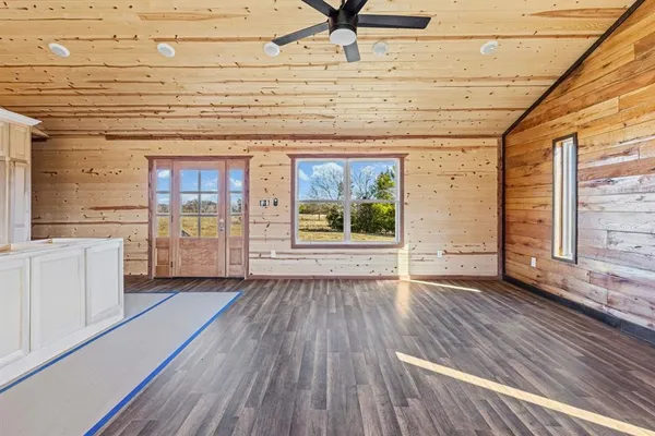 $285,000 | 1000 Rs County Road 4520, Point, TX 75472