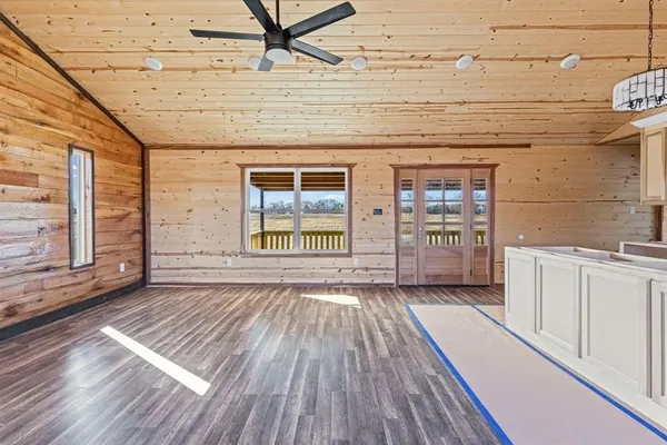 $285,000 | 1000 Rs County Road 4520, Point, TX 75472