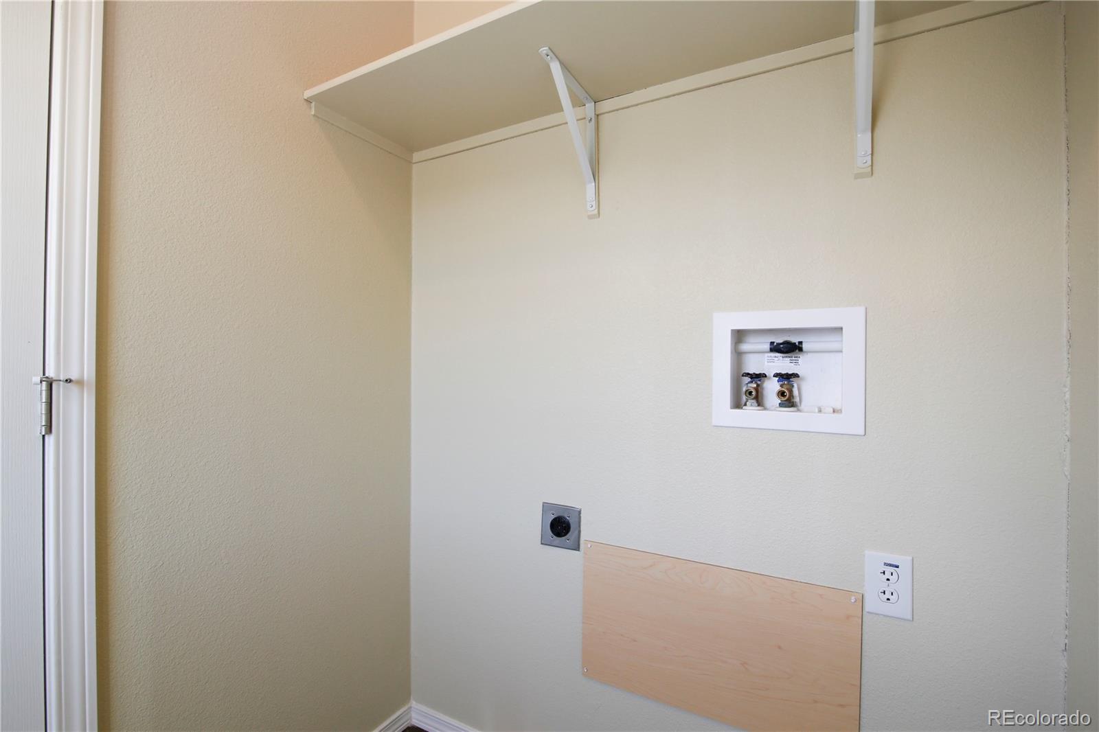 125 12th Street Fairplay, CO 80440 - Photo 17 of 17 a view of a hallway