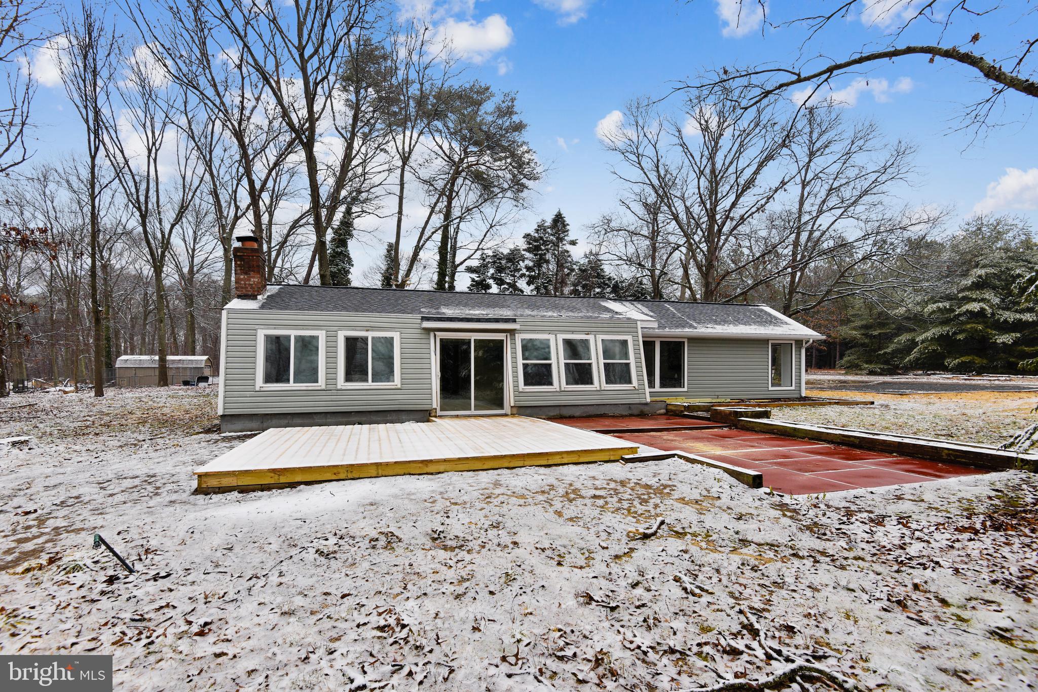 312 Magothy Bridge Road Pasadena, MD 21122 - Photo 3 of 37