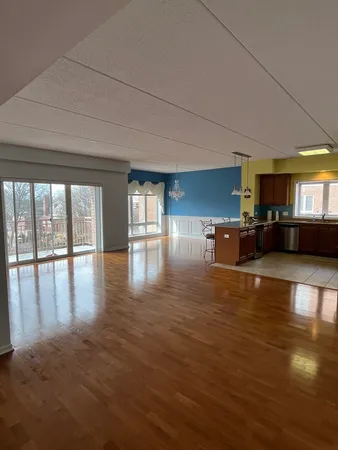 $3,500 | 799 Graceland Avenue, Unit 402A, Des Plaines, IL 60016